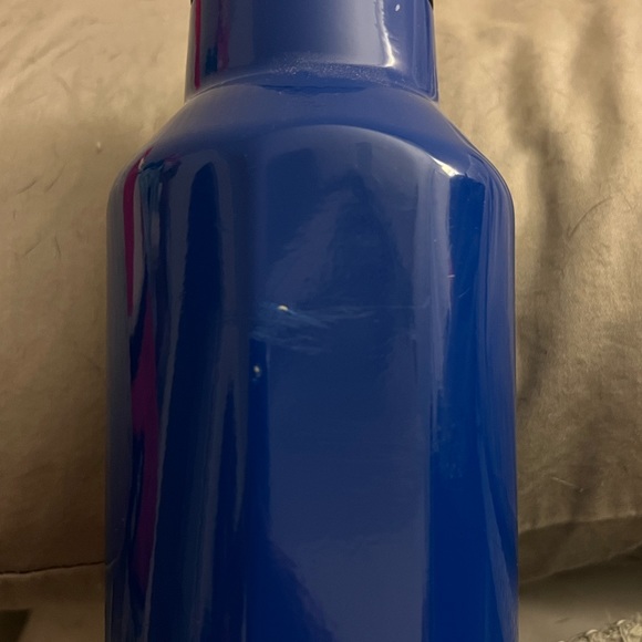 Corkcicle 25oz water bottle - Picture 2 of 7